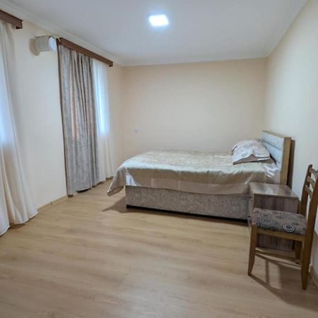 Valodia Guest House In Mestia Ngoại thất bức ảnh