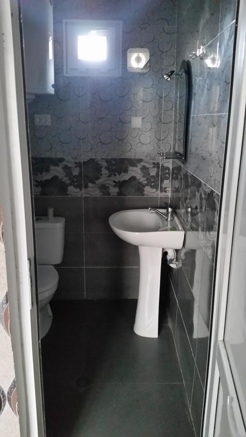 Valodia Guest House In Mestia Ngoại thất bức ảnh