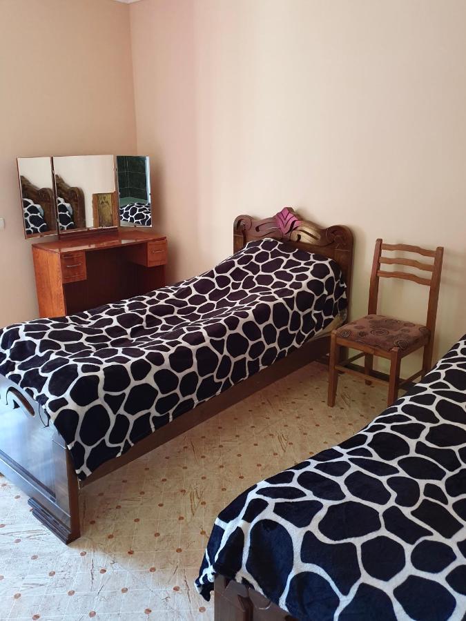 Valodia Guest House In Mestia Ngoại thất bức ảnh